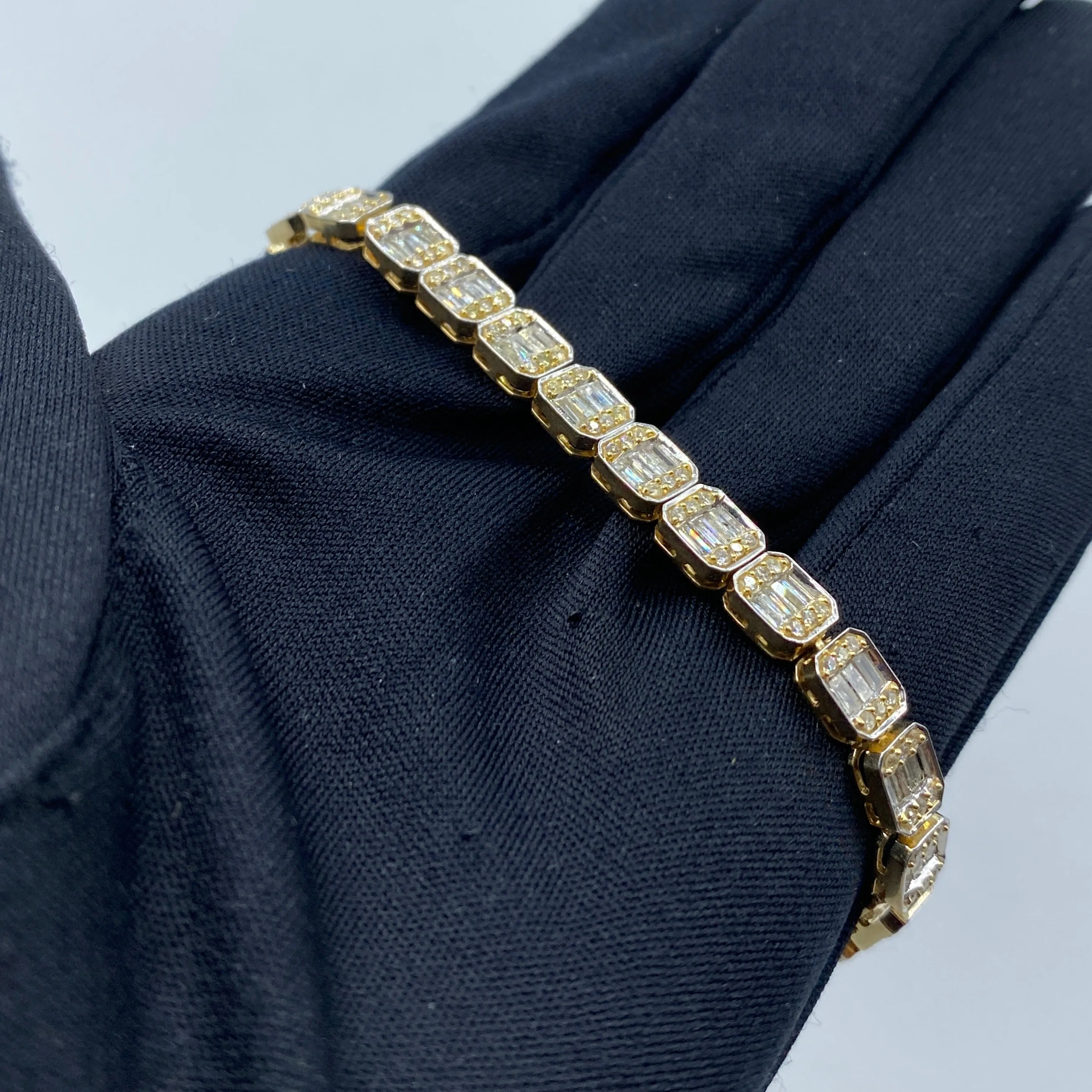 10K 6MM Diamond Baguette Bracelet 8"