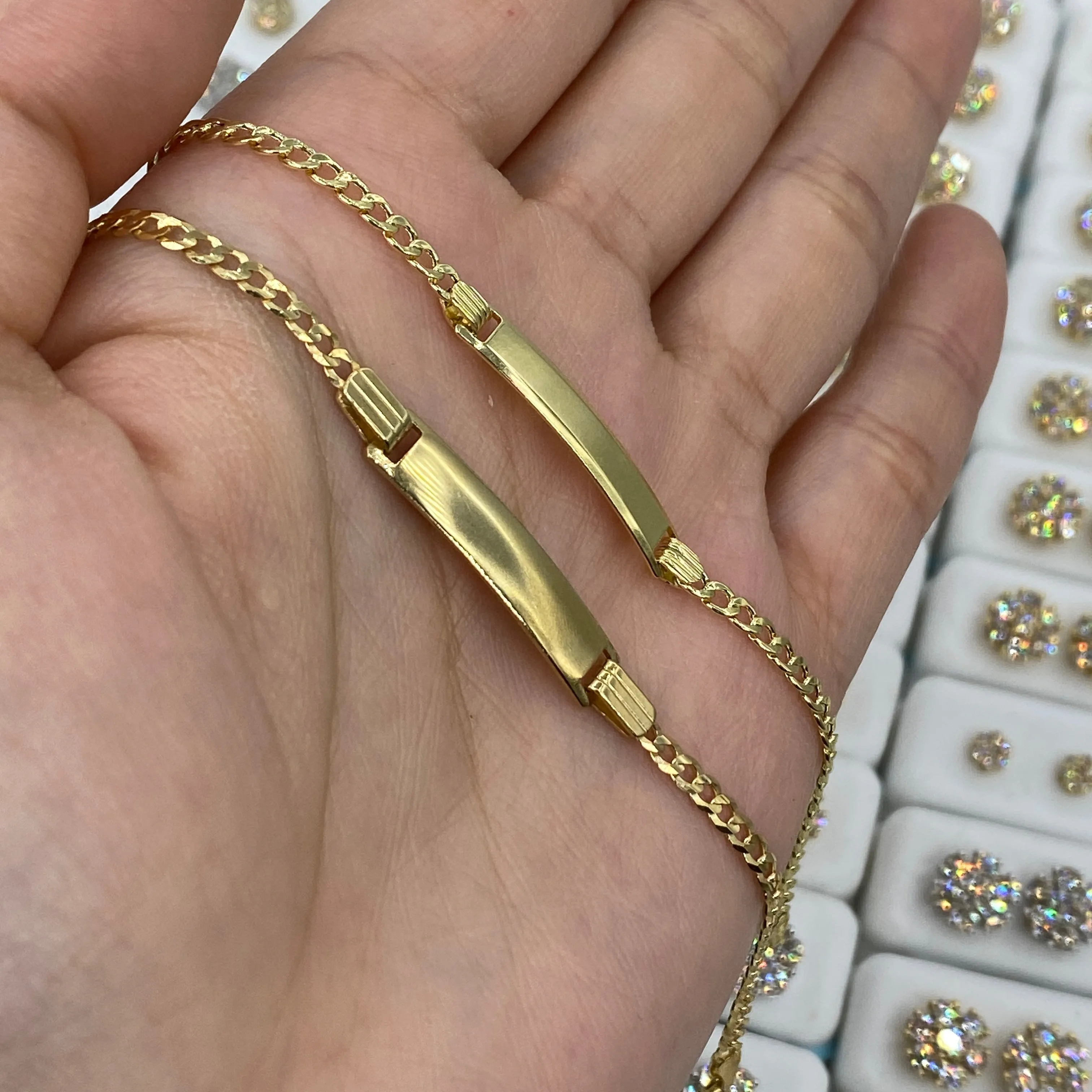 10K Custom Name Plate Cuban Link Baby Bracelet