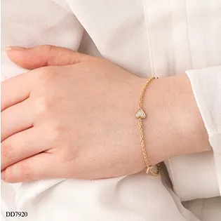 10K Yellow Gold (0.05ct) Diamond Station Heart Bracelet