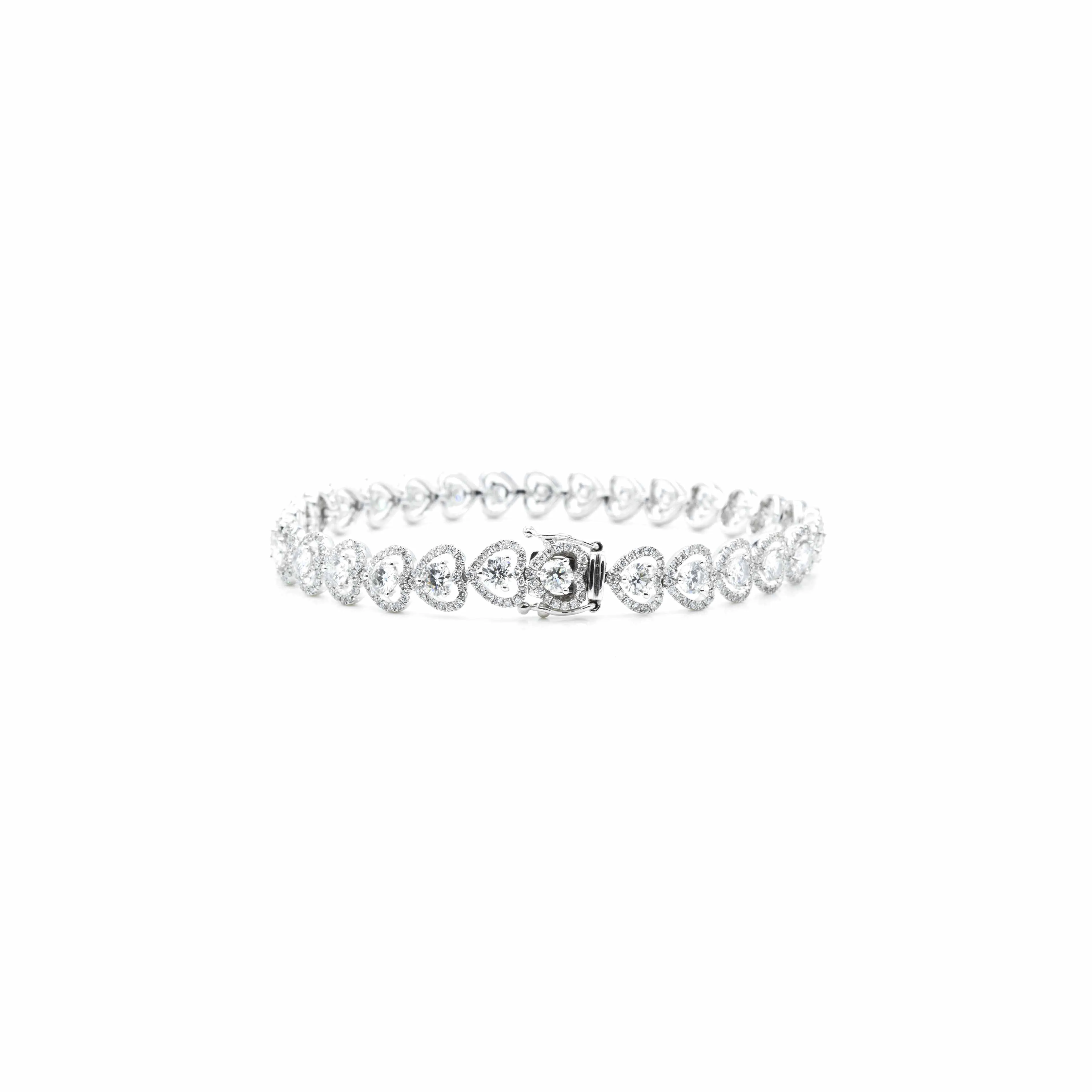 18kt White Gold Fancy Link Diamond Bracelet