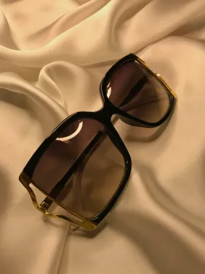 1pc Square Frame Sunglasses - Black - FD ⚡