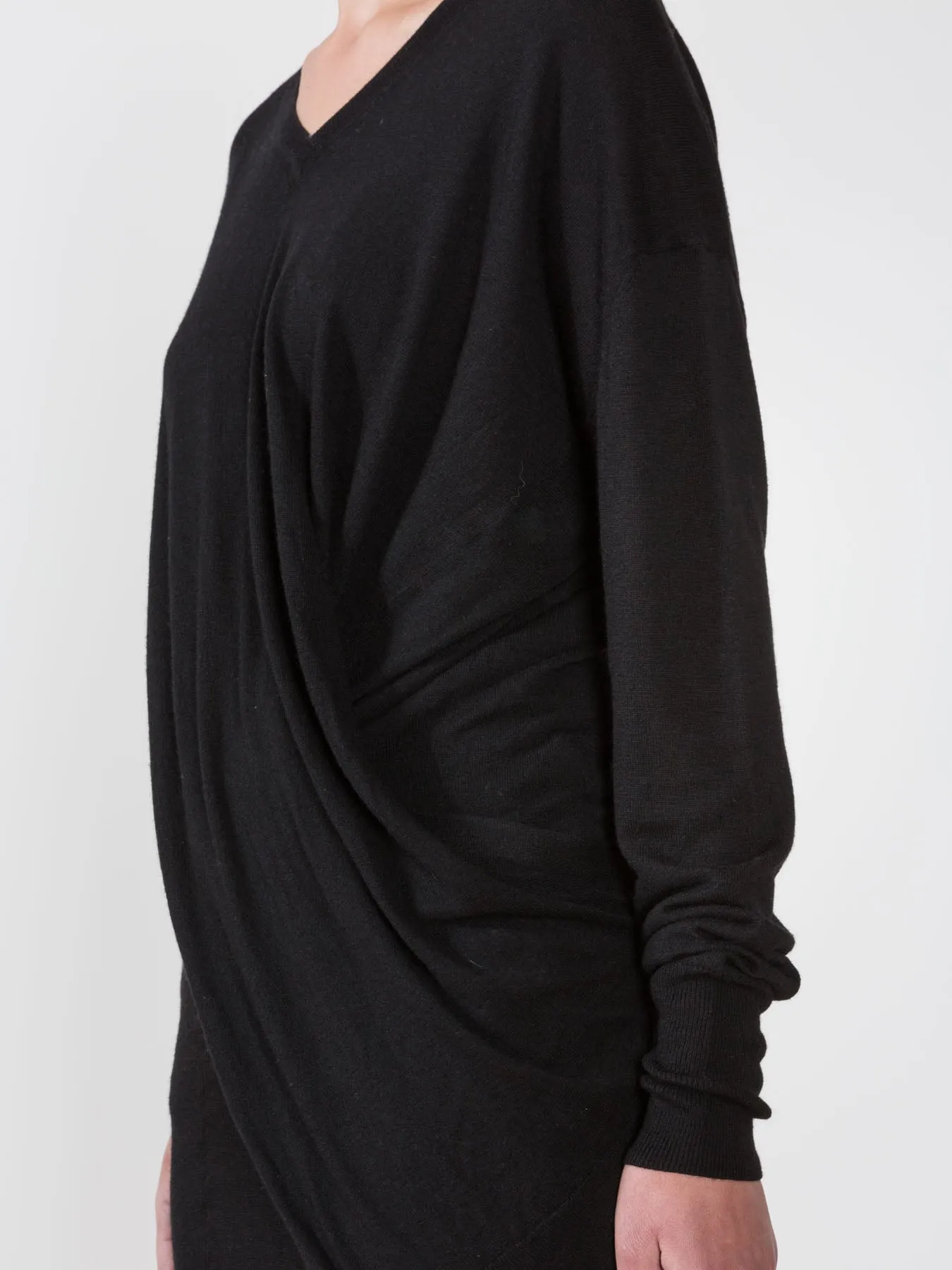 alia sweater