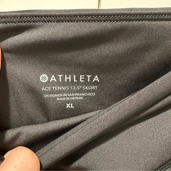 Athleta Ace High Rise 13 1/2 Tennis Skort