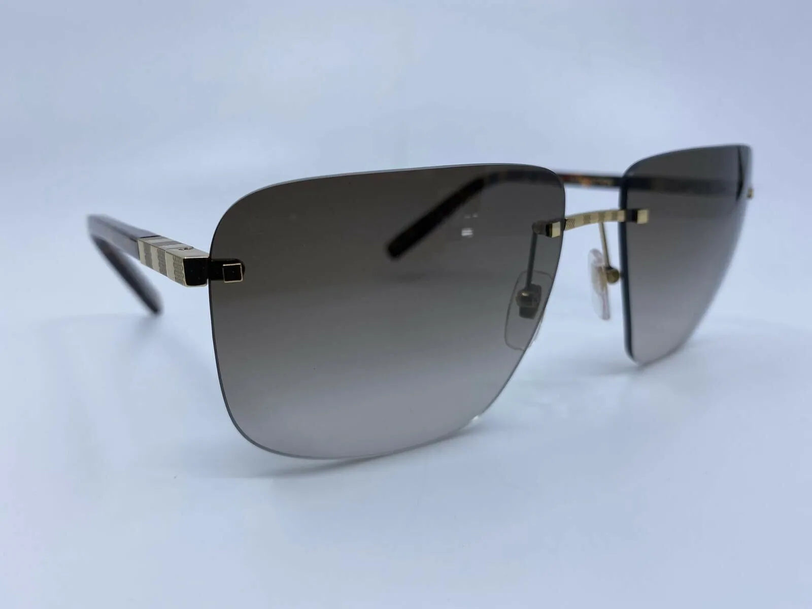 Attraction Rimless Sunglasses