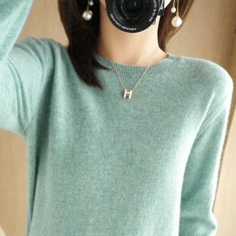 Autumn And Winter Thin Sweater Women's Round Neck Pullover Casual Knitted Top Women's Short Underlay Fashion