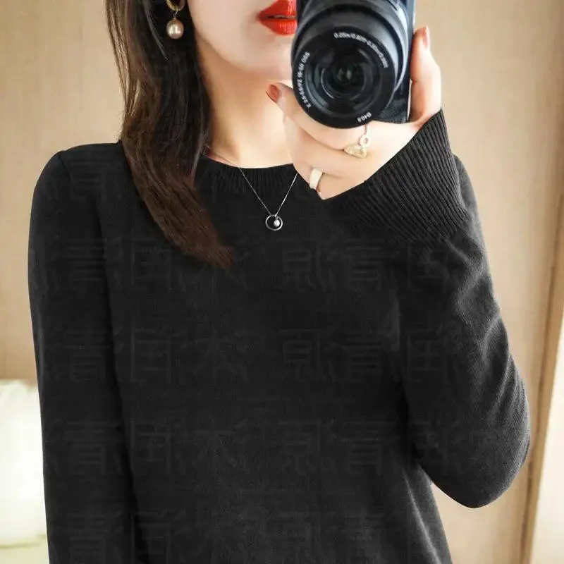 Autumn And Winter Thin Sweater Women's Round Neck Pullover Casual Knitted Top Women's Short Underlay Fashion