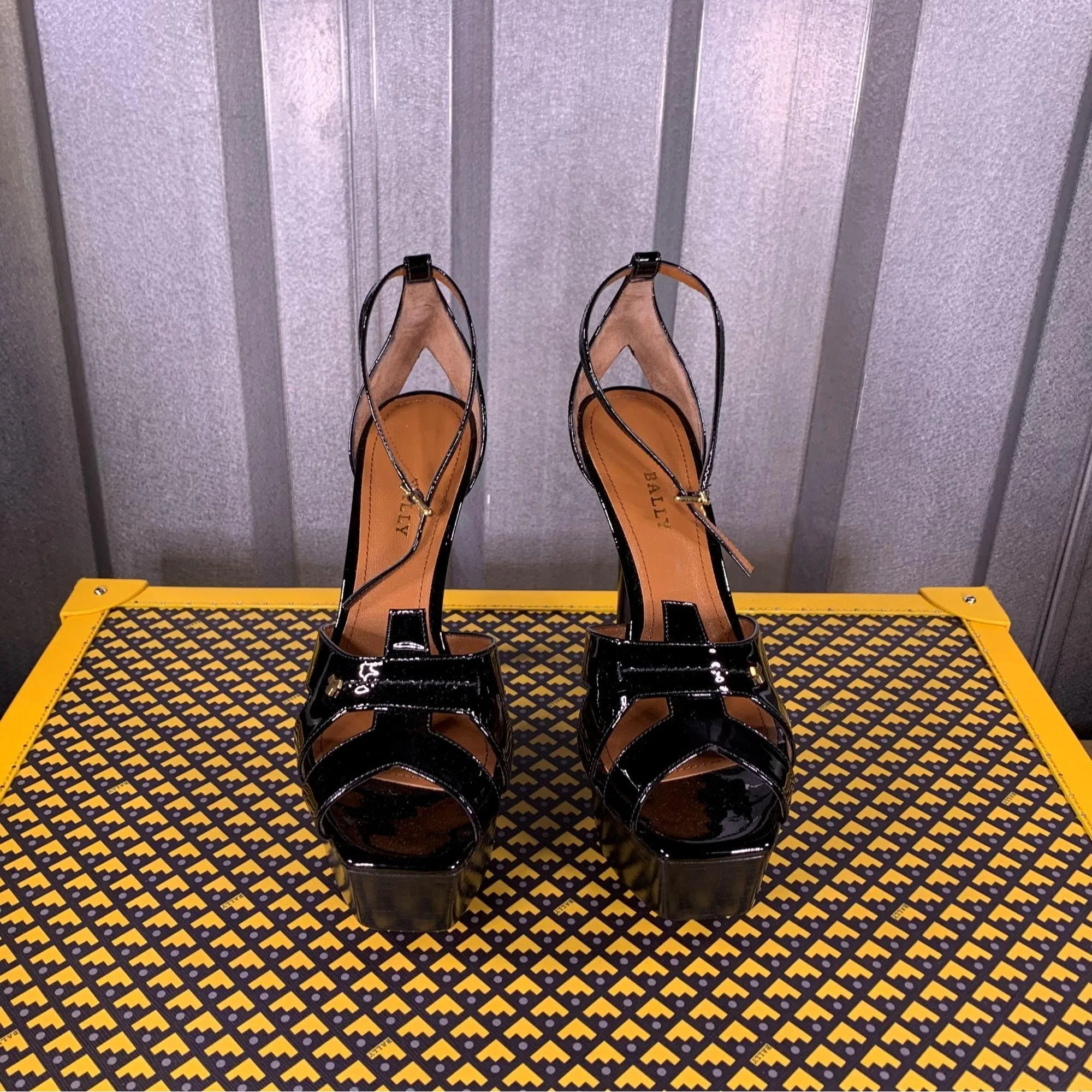 Bally Sabienne Black Leather Platform Sandals / Defect