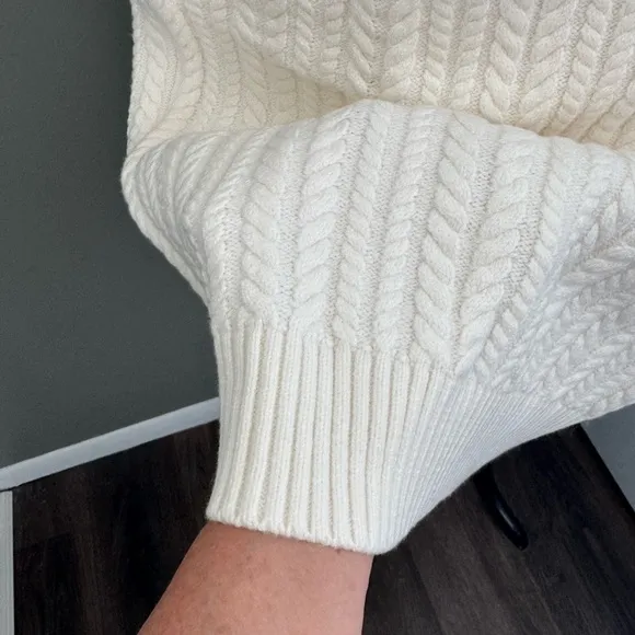 Banana Republic Elegant White Knit Skirt. CABLE MIDI SWEATER SKIRT. NWT Sz XL