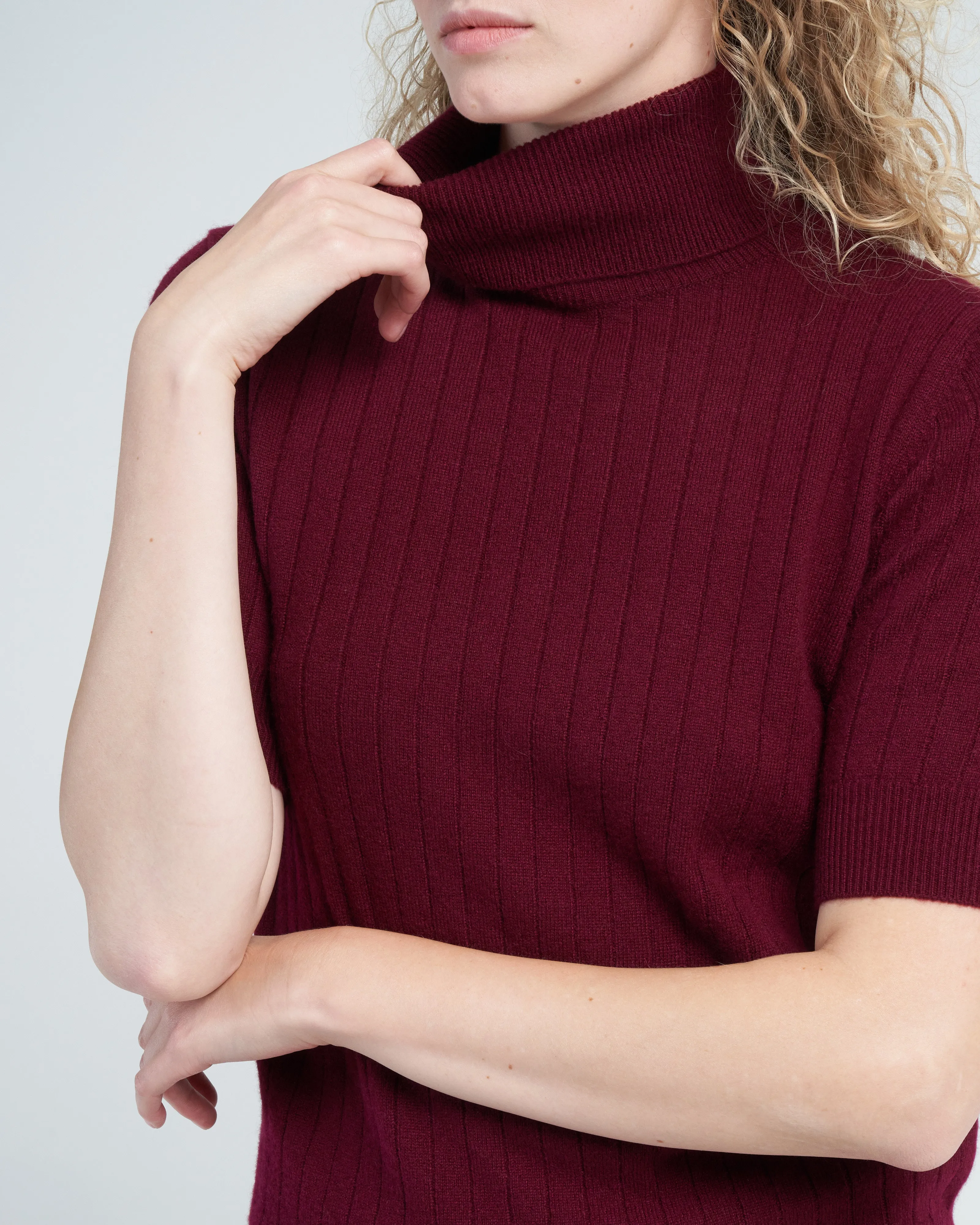 beca sweater - cherry