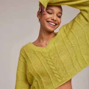 Bella Dahl V Neck Cropped Sweater