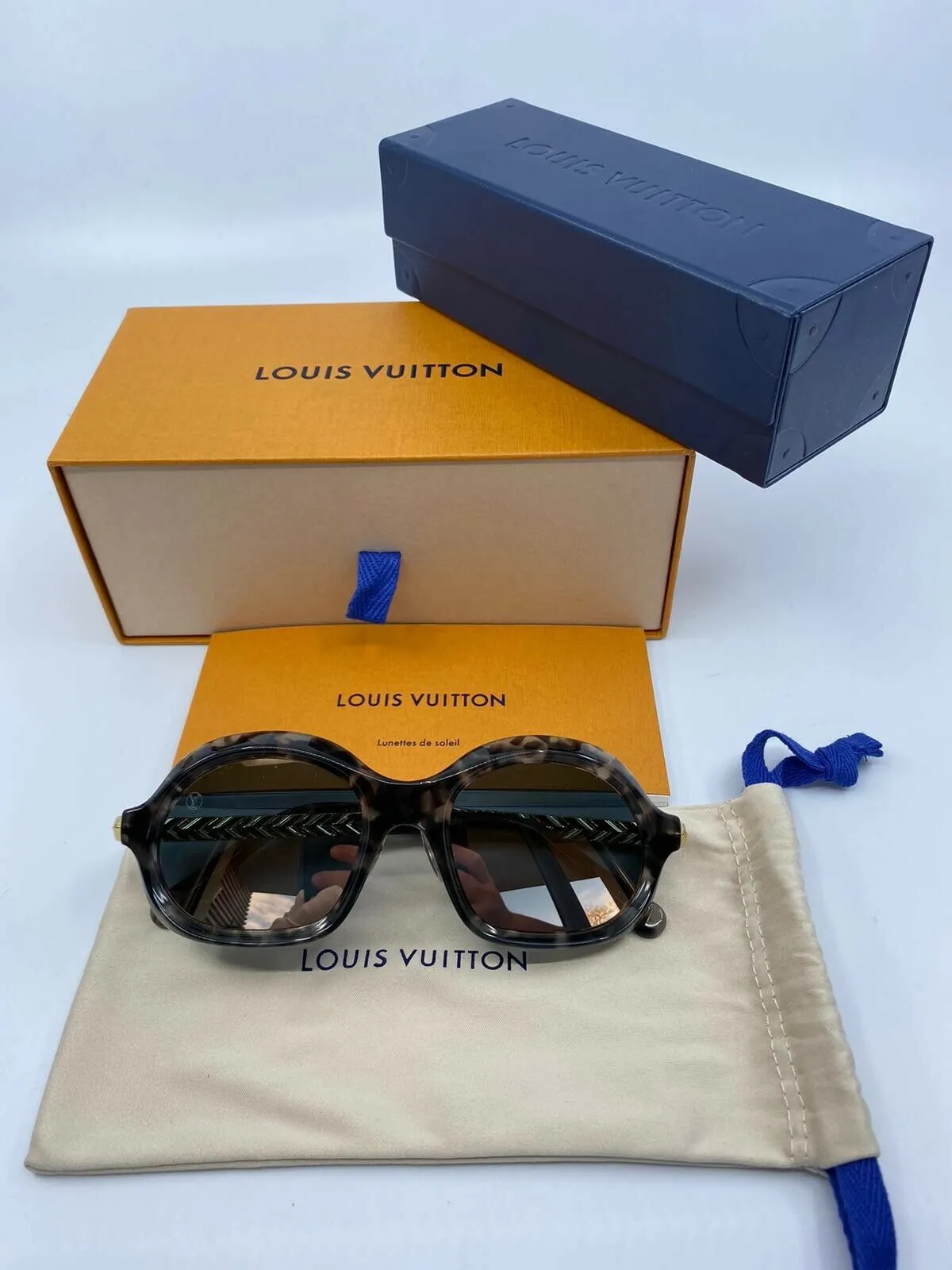 Belle de Jour Gray Tortoise Sunglasses