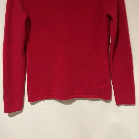 Black Saks Fifth Avenue 100% Cashmere Women’s Turtleneck Sweater Size Large