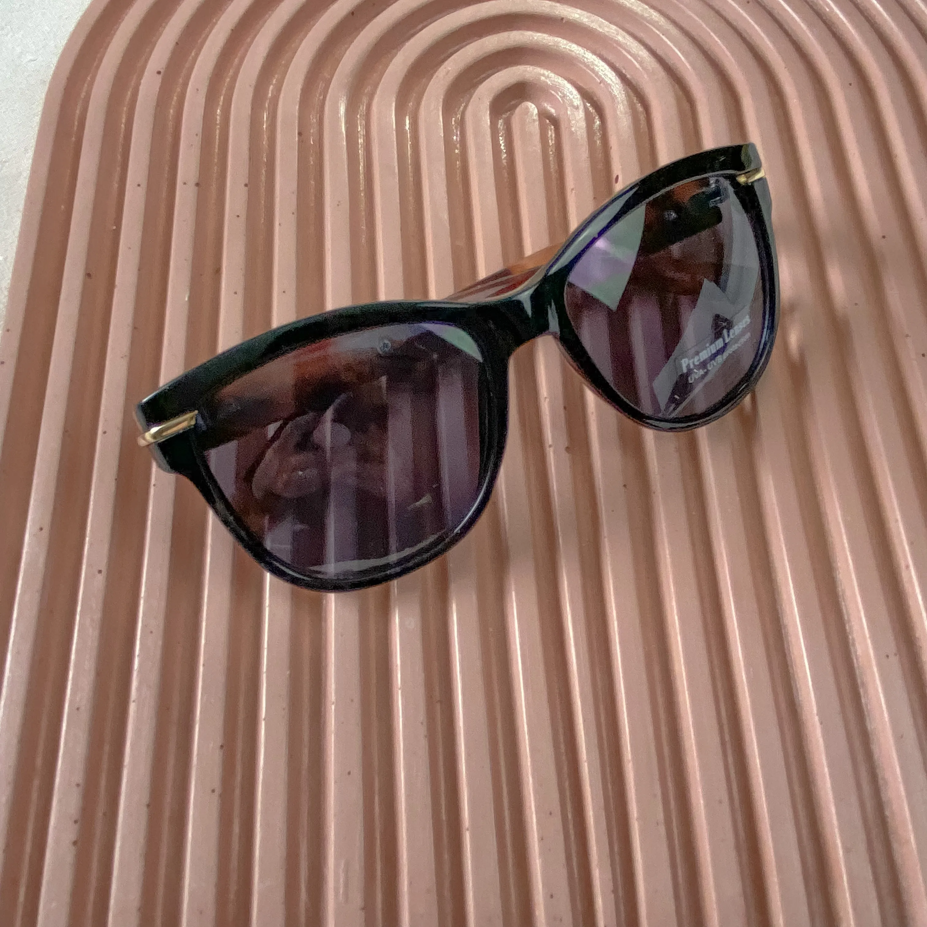 BLACK Tortoise Square Sunglasses