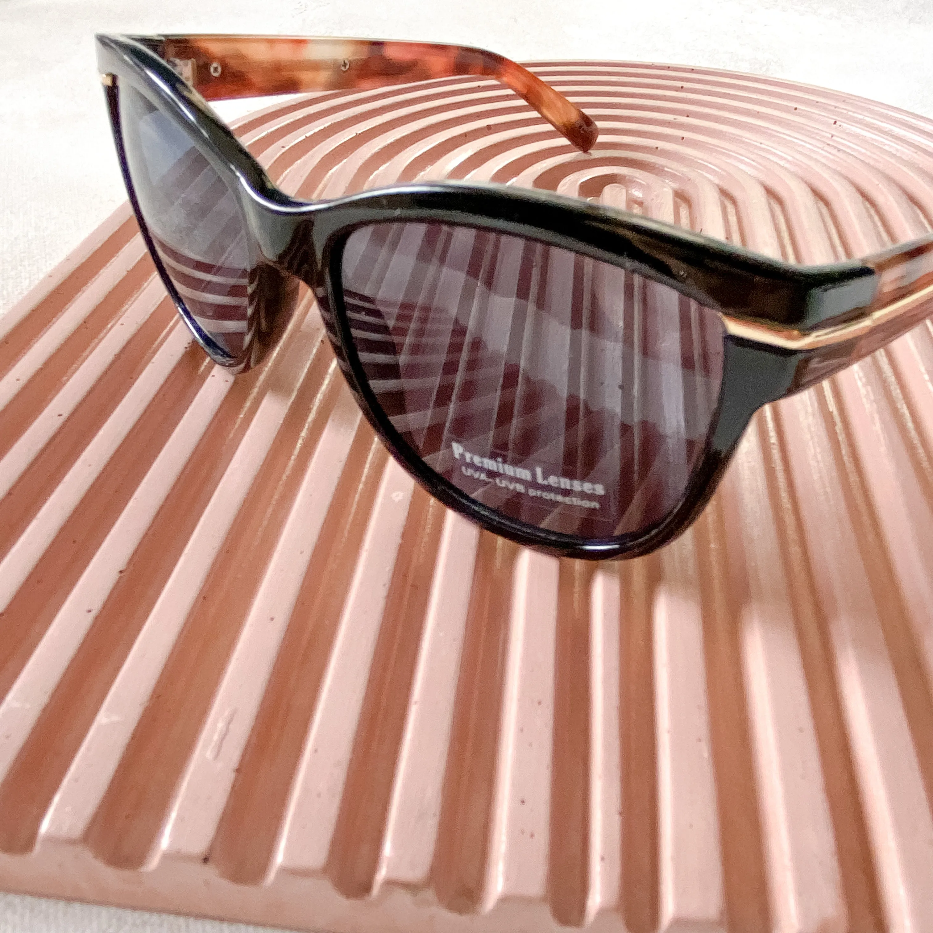 BLACK Tortoise Square Sunglasses