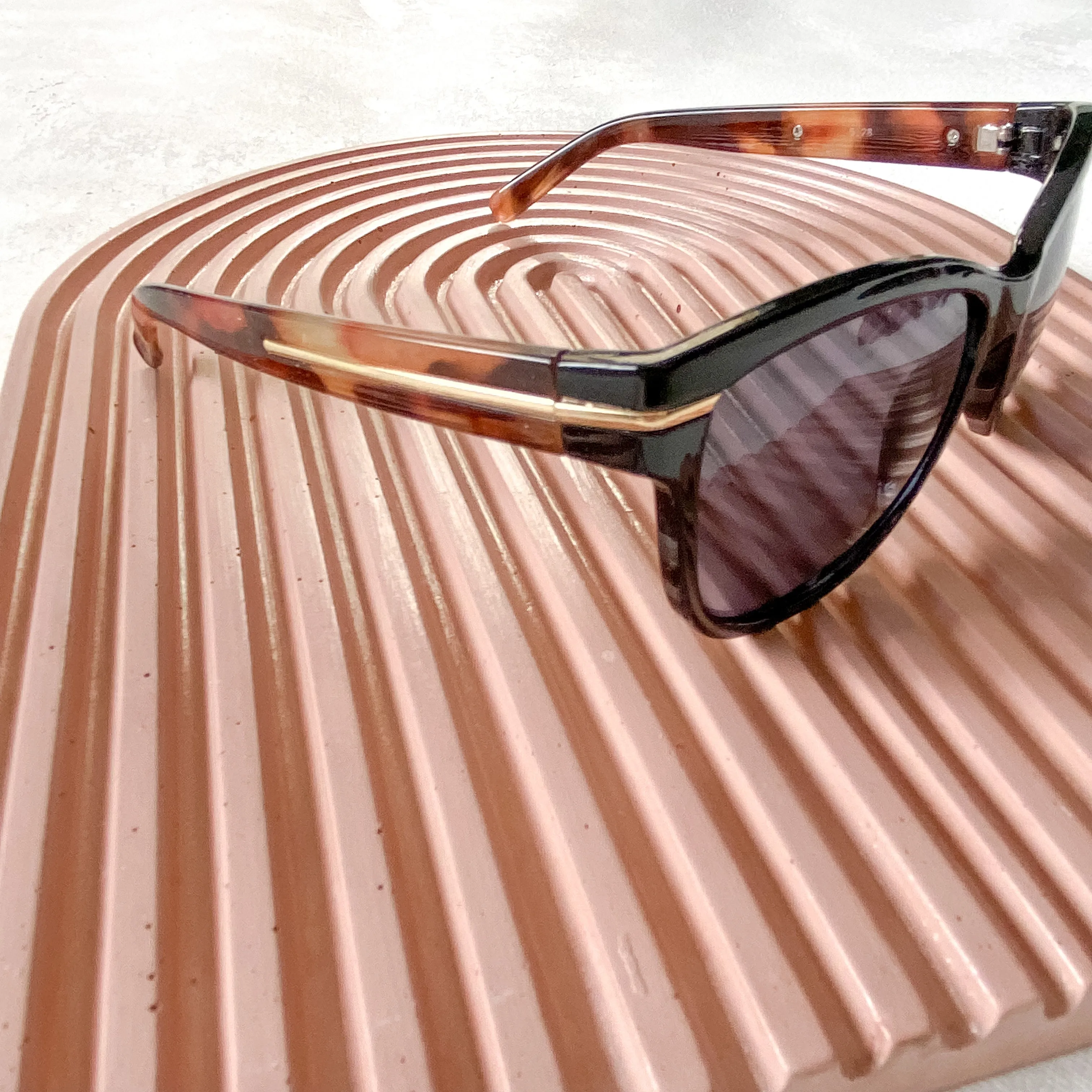 BLACK Tortoise Square Sunglasses