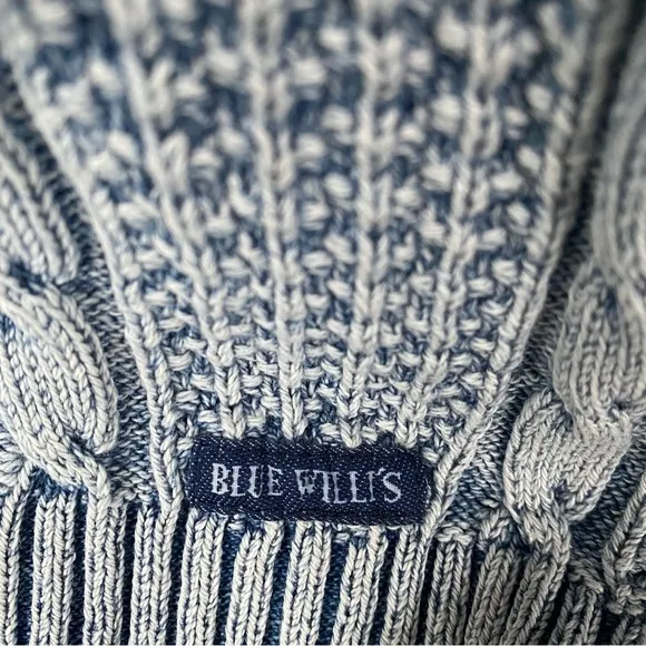 BLUE WILLI’S Cotton, denim,v-neck,button front, collared, knit blue sweater XXL