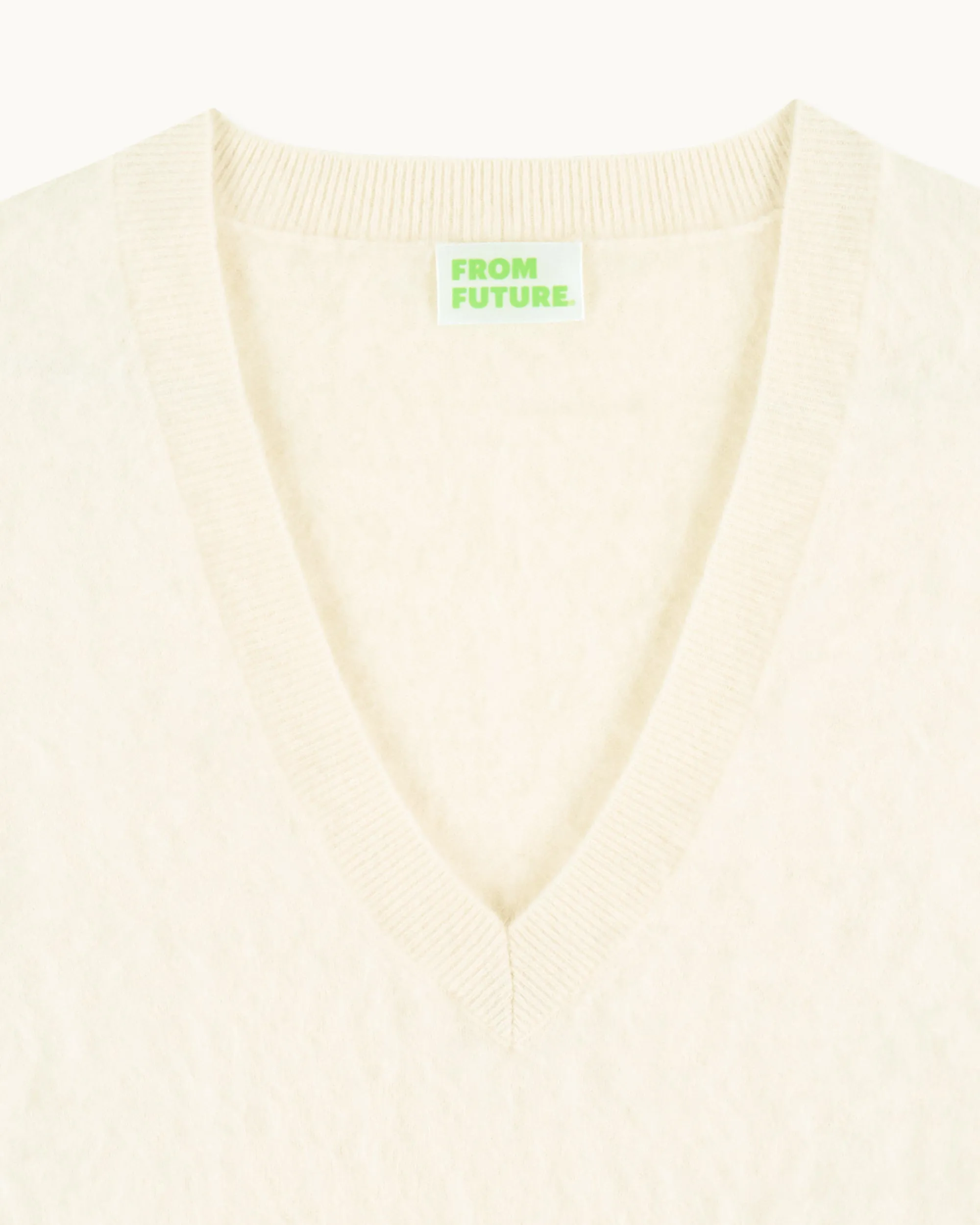 Brushed V-Neck Sweater (S25 / WOMEN / White)