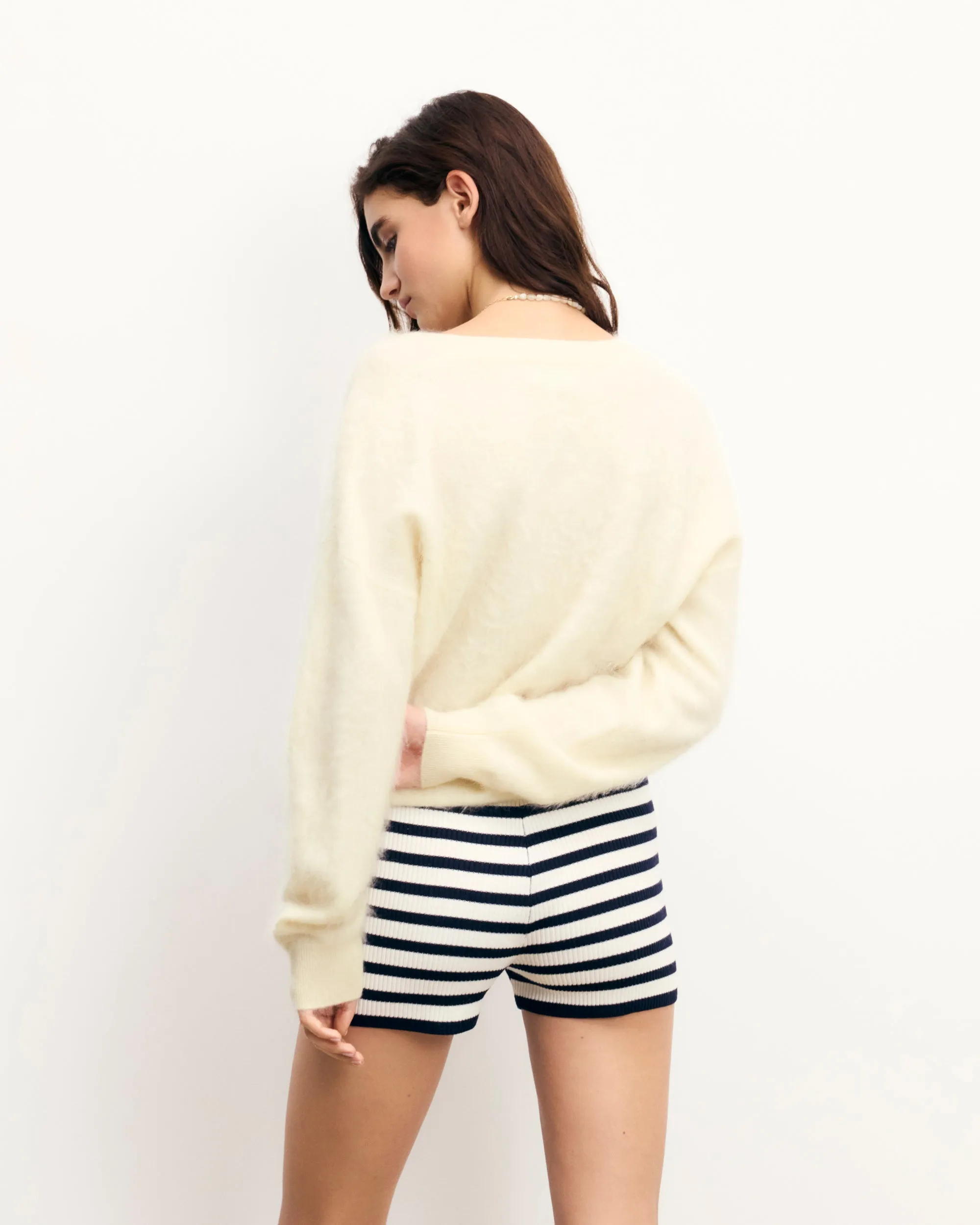 Brushed V-Neck Sweater (S25 / WOMEN / White)