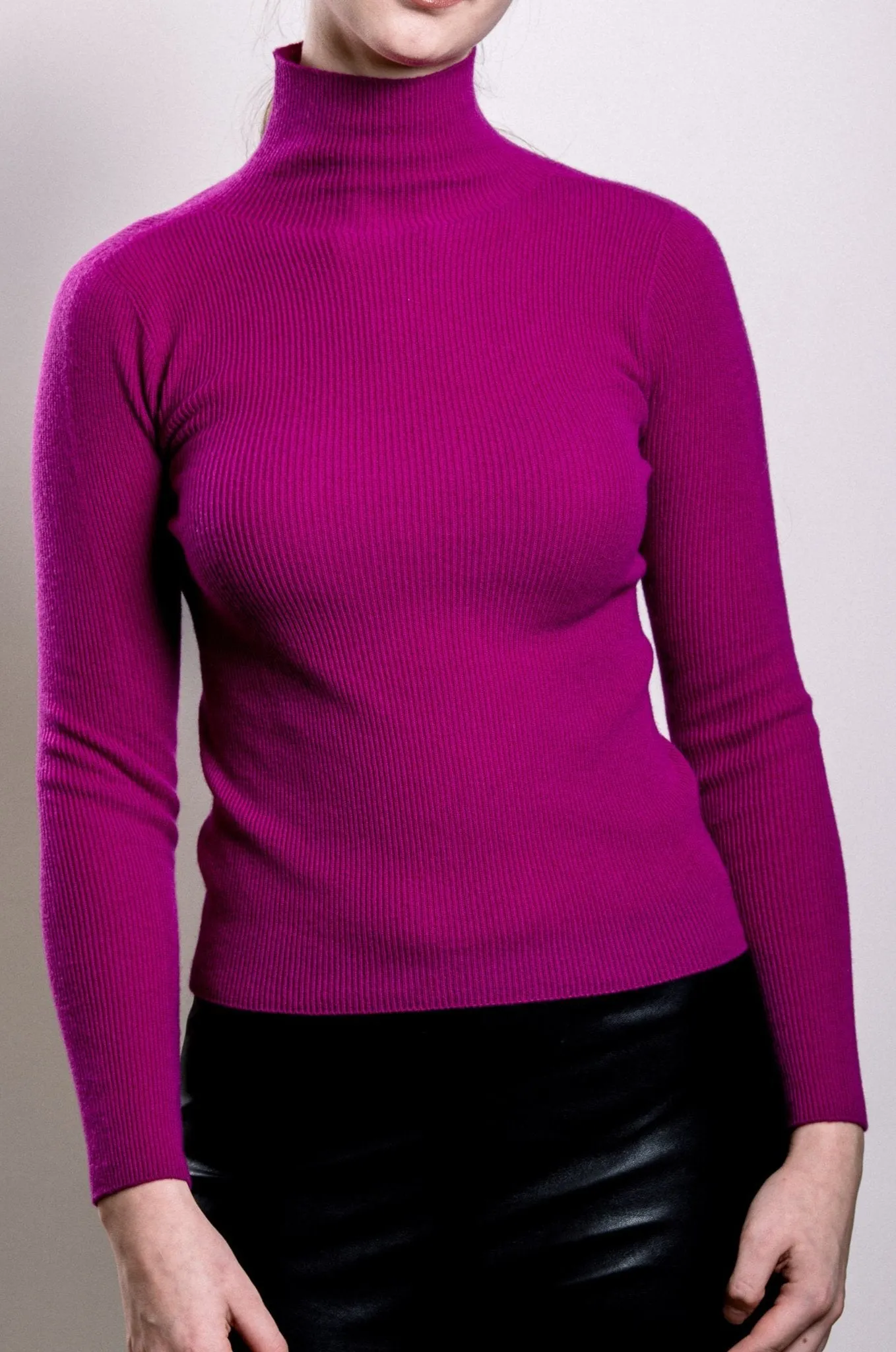 Cashmere Turtle Neck Sweater - Fuchsia