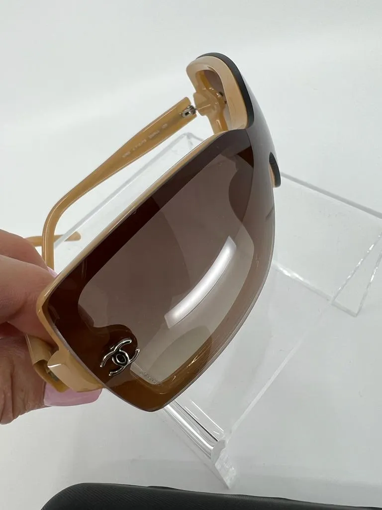 CHANEL CC GRADIENT TINT OVERSIZED SUNGLASSES