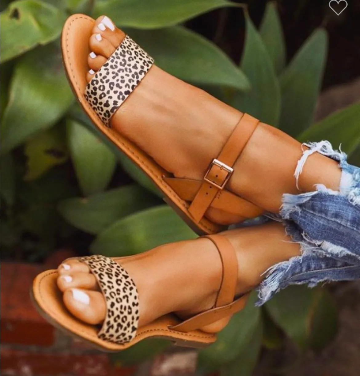 Cheetah buckle strap sandals