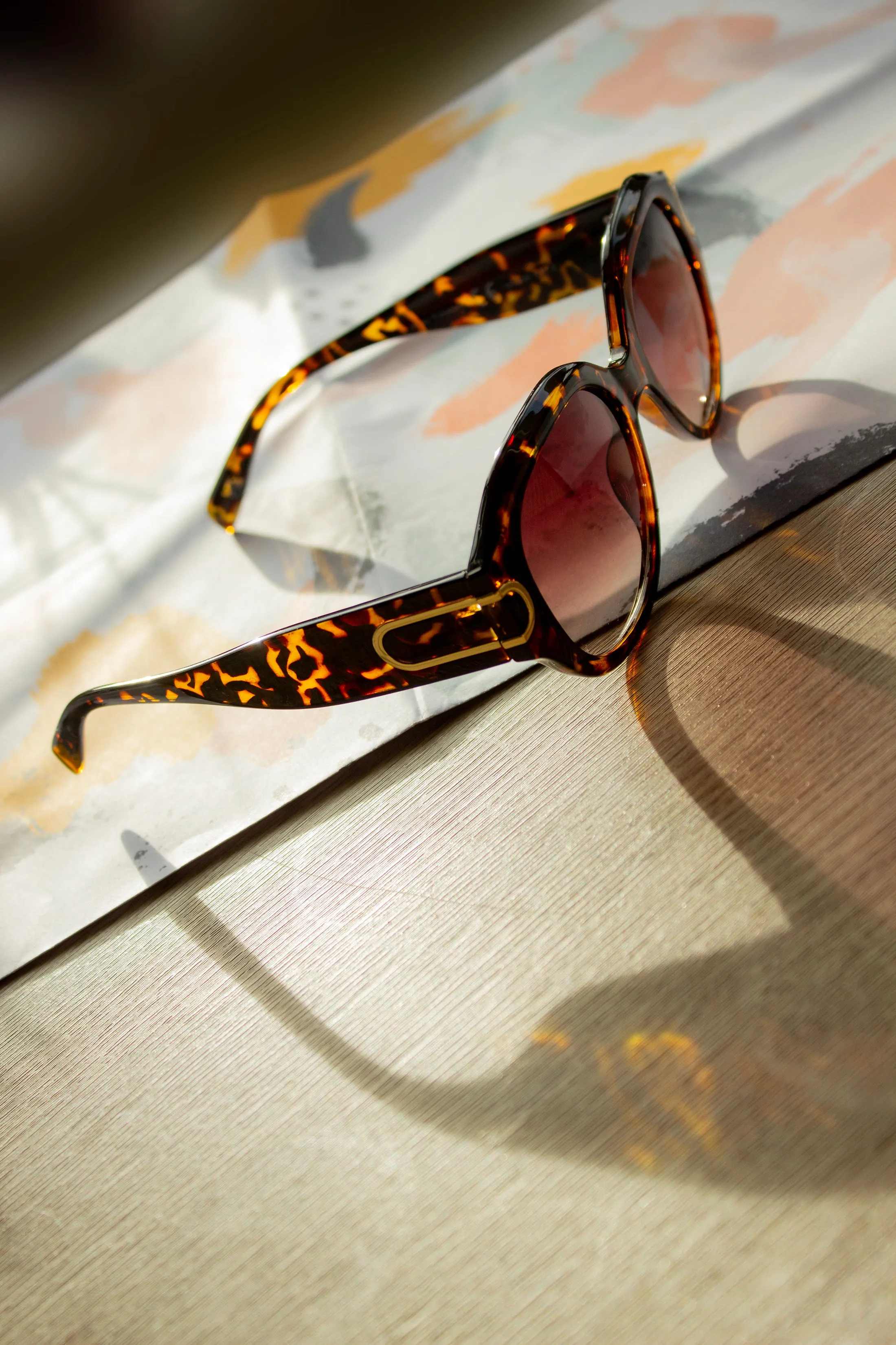 Circle Arm Detail Oversize Sunglasses