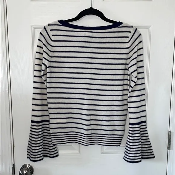 CLUB MONACO 100% Cashmere Bell Sleeves Sweater Sz: XS Navy and Cream Stripped