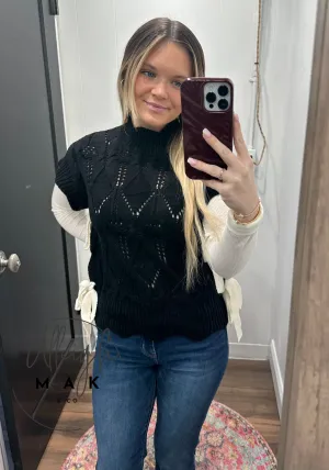 Contrast Tie Cable Knit Sweater