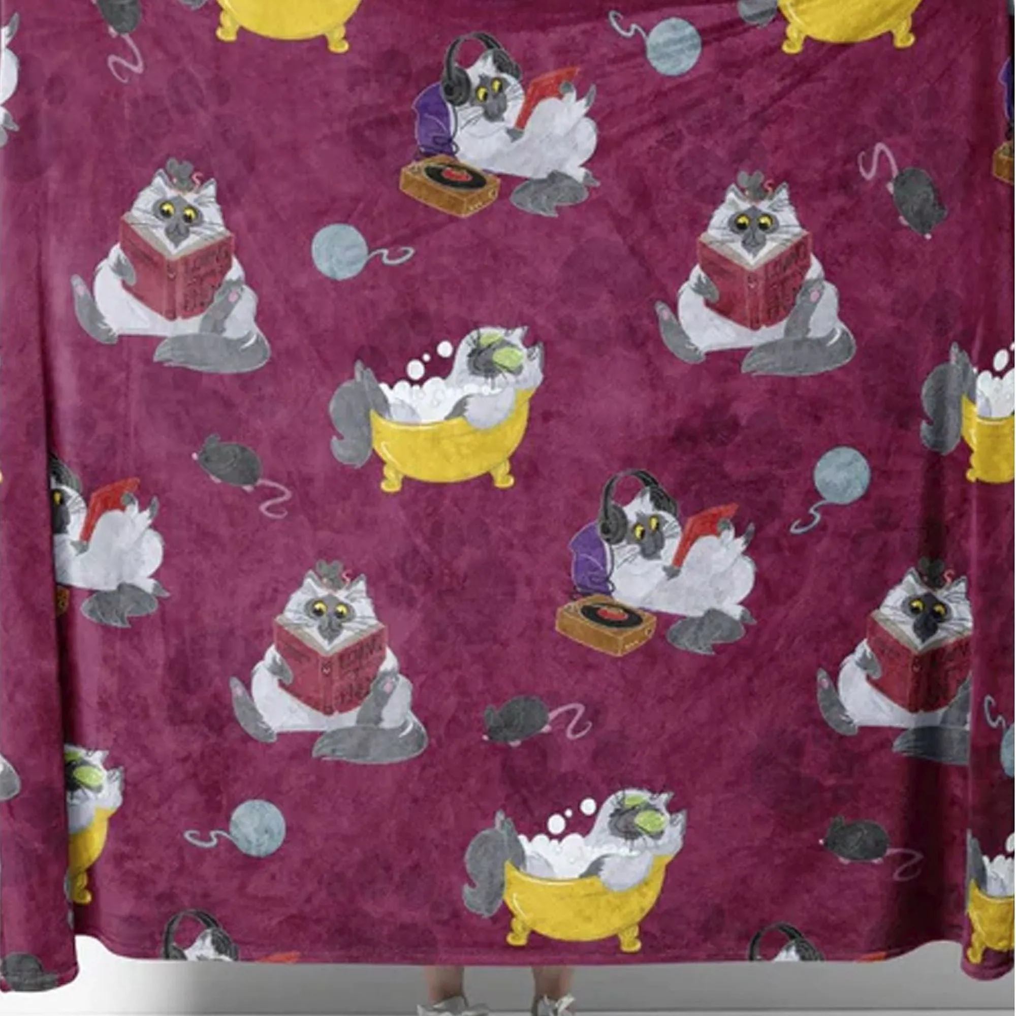 Cuddly Soft Fleece Blanket for Pets & Cold Weather