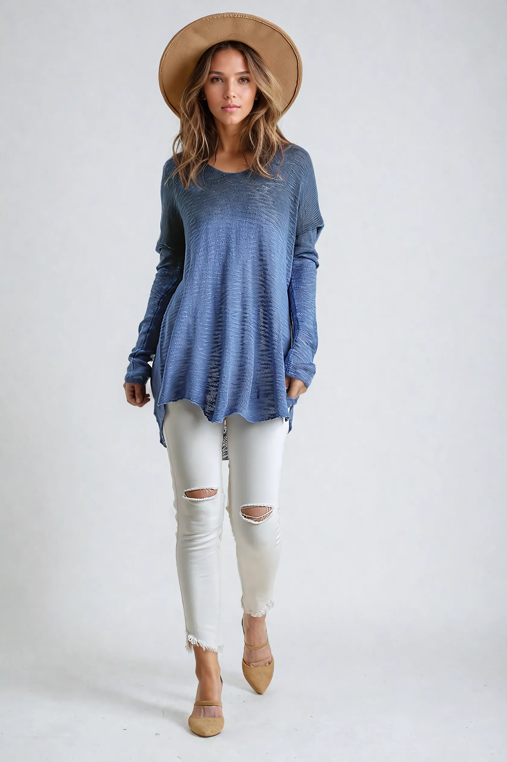 DIP DYE KNIT SWEATER IN NAVY