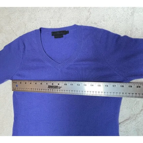 Enzo Mantovani Womens 100% Cashmere Sweater Medium Purple V-Neck Pullover Casual