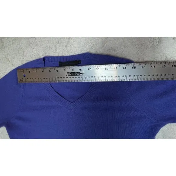 Enzo Mantovani Womens 100% Cashmere Sweater Medium Purple V-Neck Pullover Casual