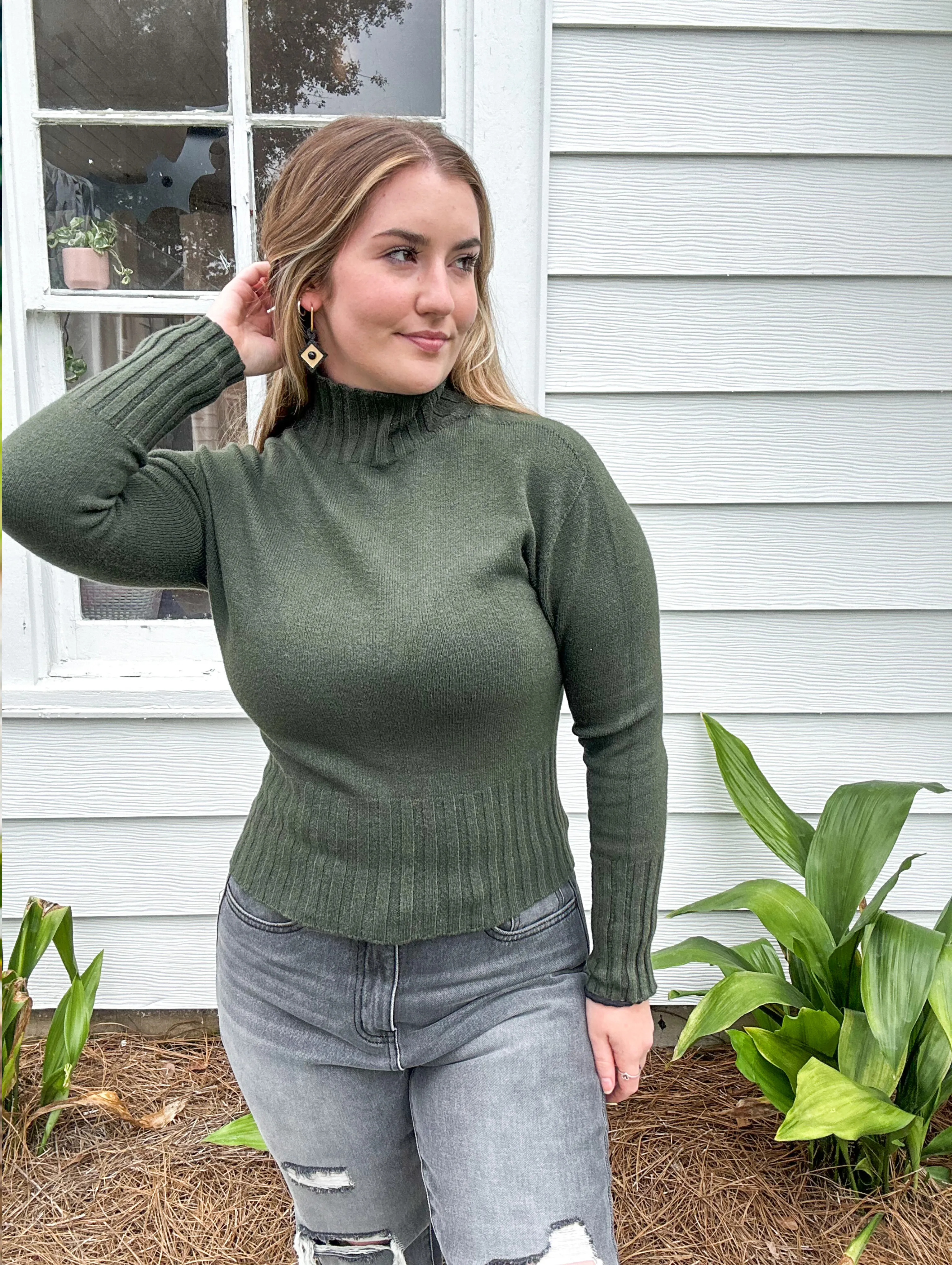 *Final Sale* Italian Viscose Blend Ribbed Knit Mock Neck Long Sleeve Sweater
