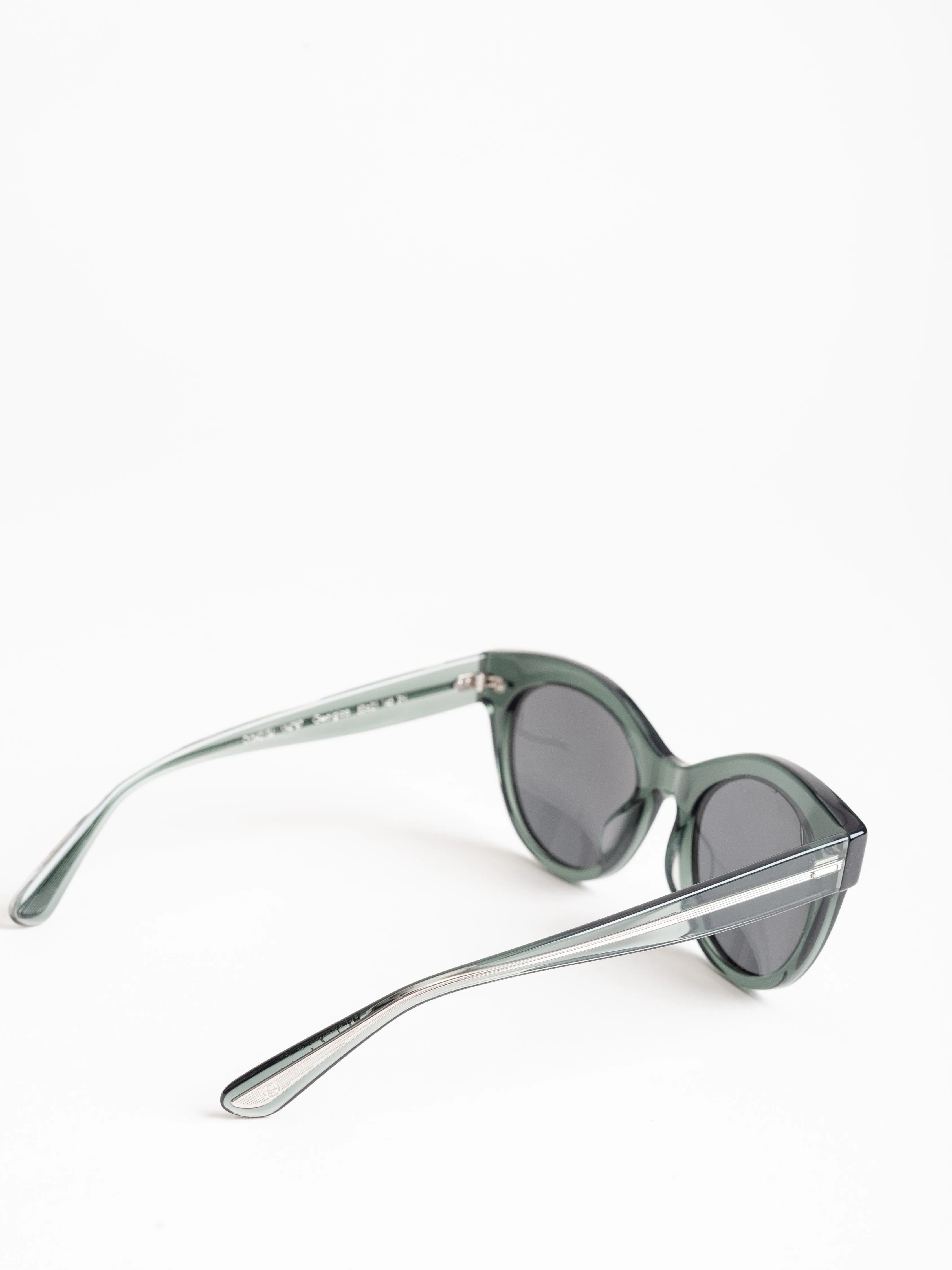 georgica sunglasses - ivy/grey