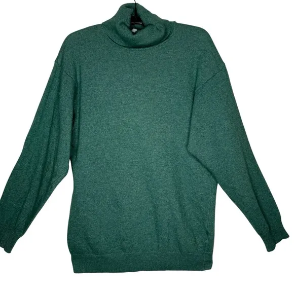 German Made Women’s Sea Foam Green Wool Cashmere Turtleneck Sweater Size 36 38 M