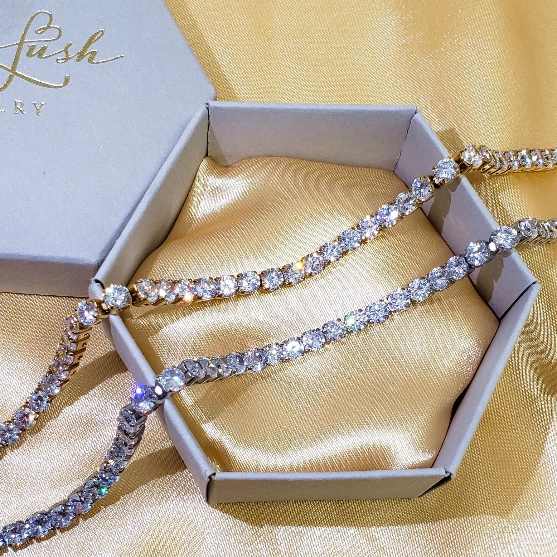 Golden Classic Bracelet Set