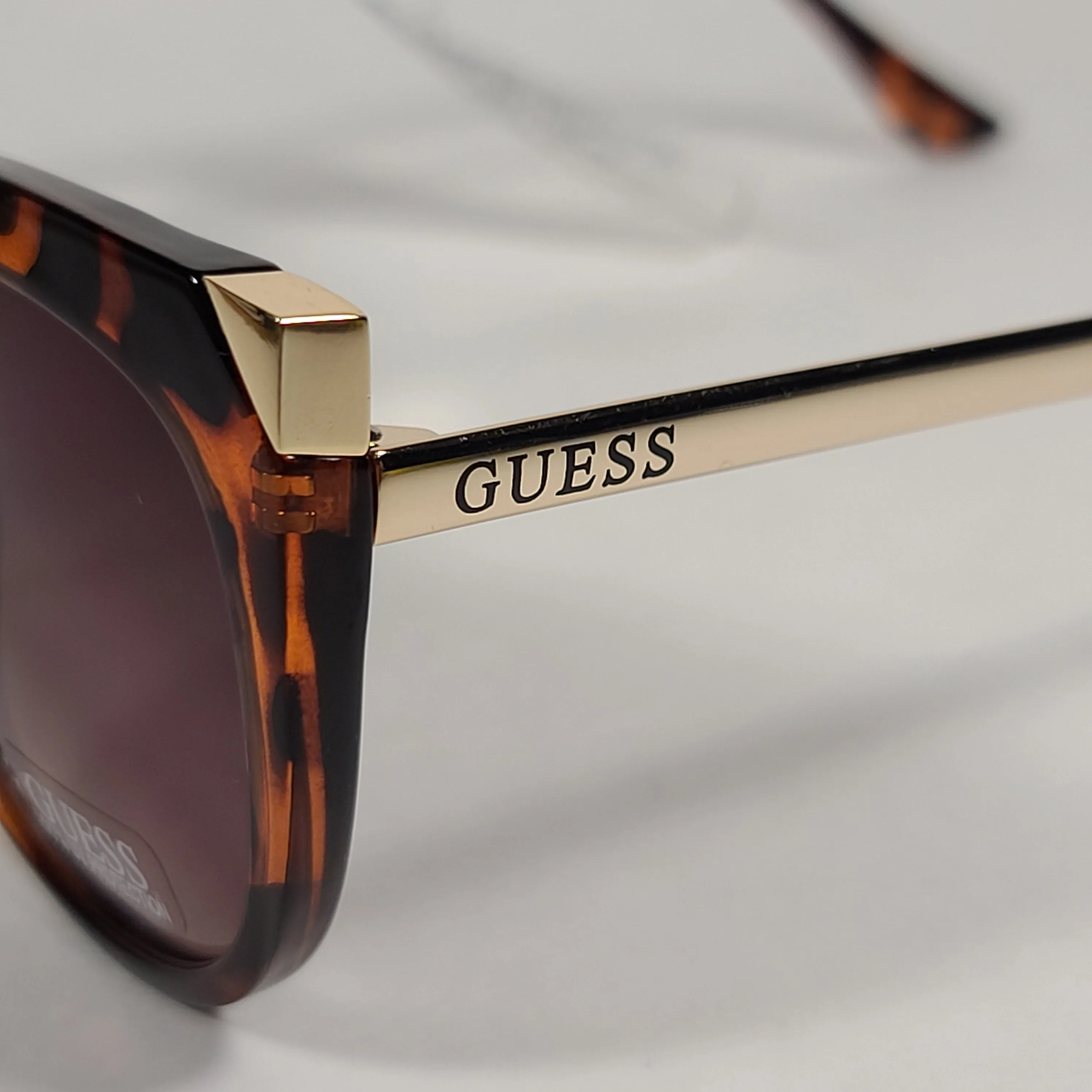Guess Cat Eye Sunglasses Brown Tortoise And Gold Accent Frame Brown Gradient Lens GF0359 52F