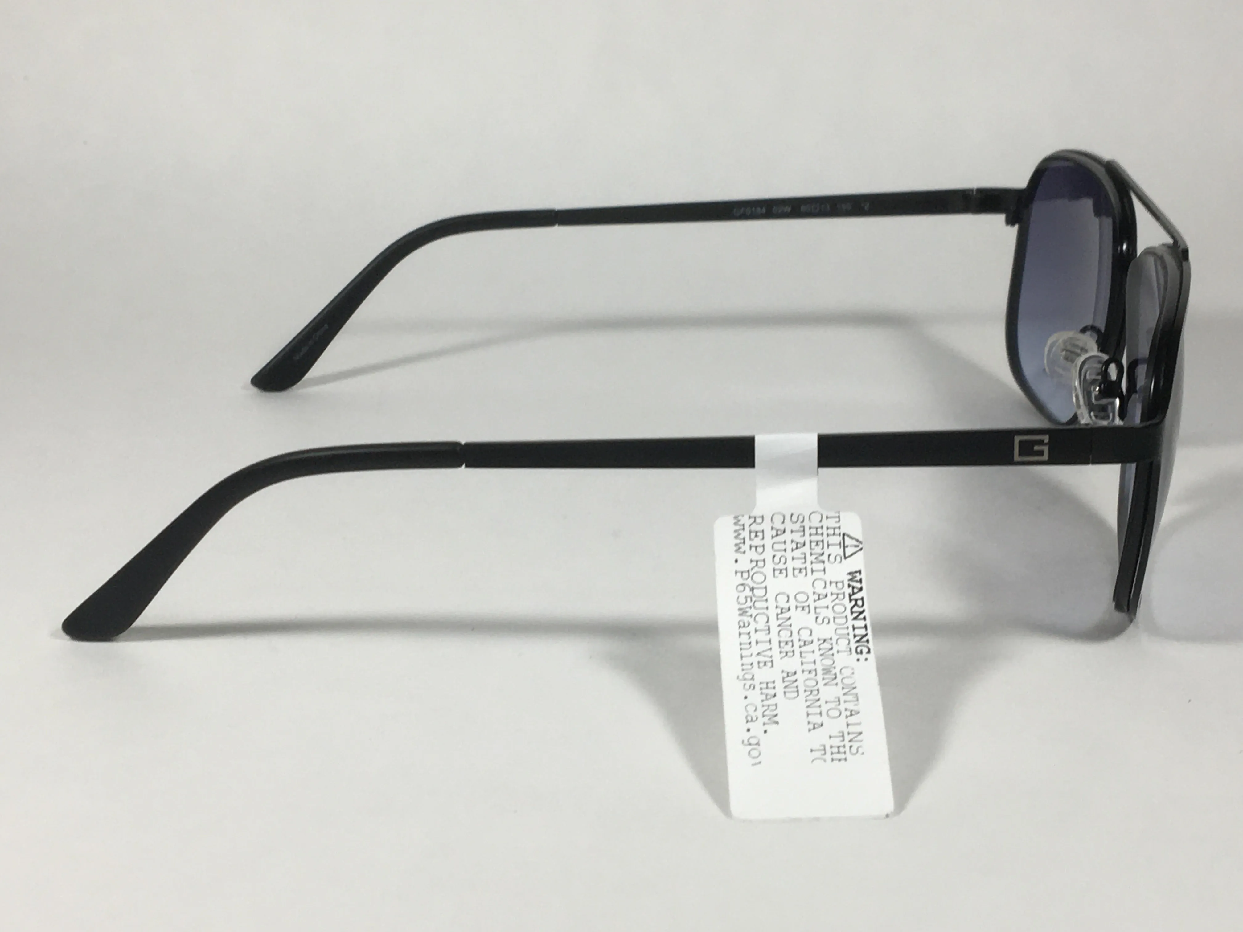 Guess Navigator Sunglasses Gunmetal Black Metal Blue Gray Gradient Lens GF0184 02W