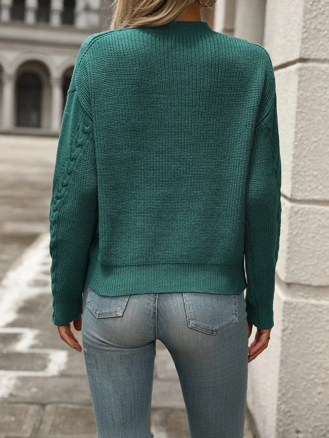 GYPSY-Cable-Knit Round Neck Long Sleeve Sweater