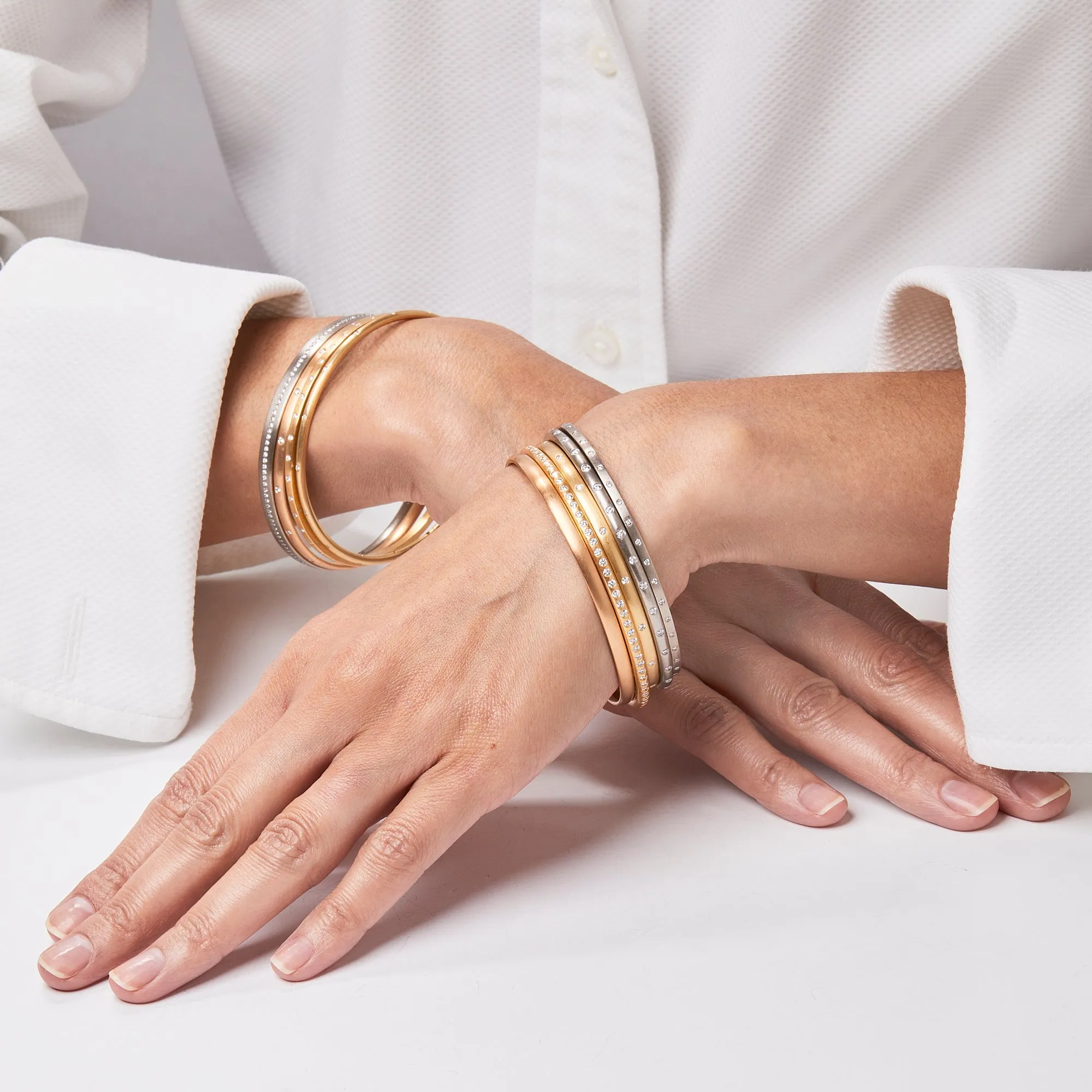 Hoopstock 16 Diamond Bangle in 22K Apricot Gold- 2.5mm