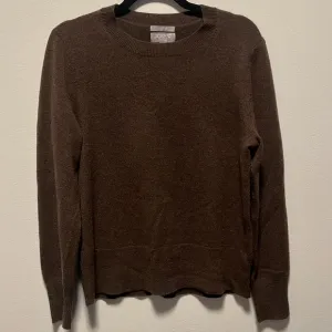 J. CREW Cashmere Classic- Fit Brown Crewneck Sweater, Size M