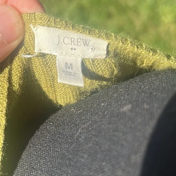 J. Crew Lime Green wool  Cashmere blended Cable women Sweater size medium