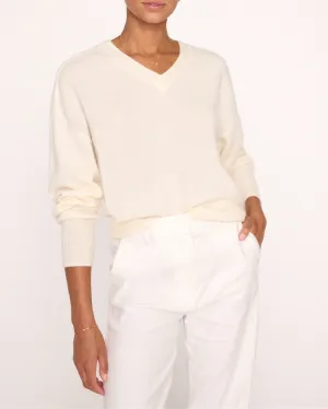 LEIA VEE SWEATER IN ALMOND