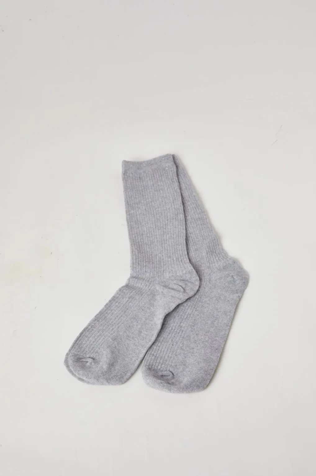 LIGHTWEIGHT CREW SOCKS