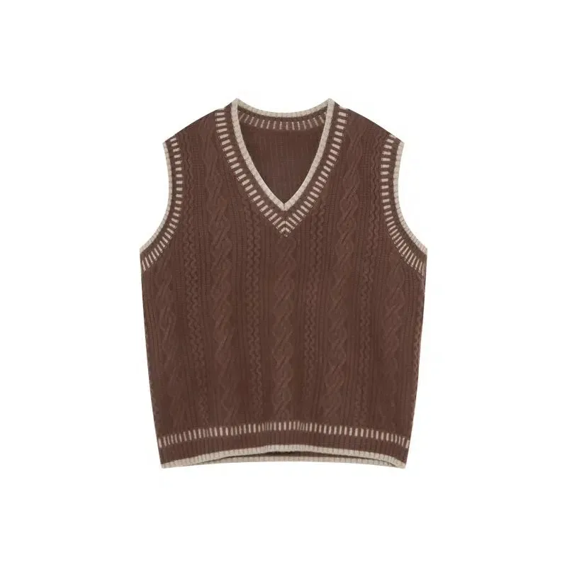 Loose-fit Cable Knit Vest