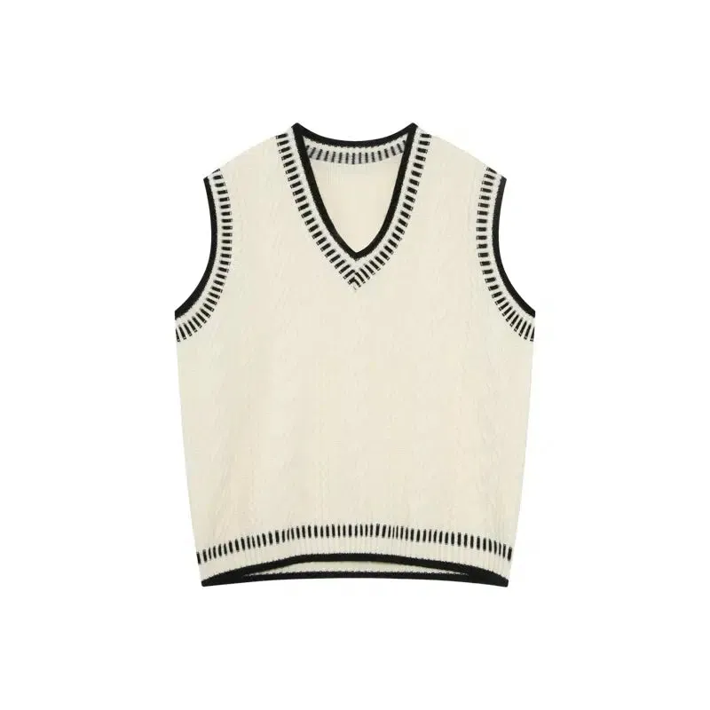 Loose-fit Cable Knit Vest