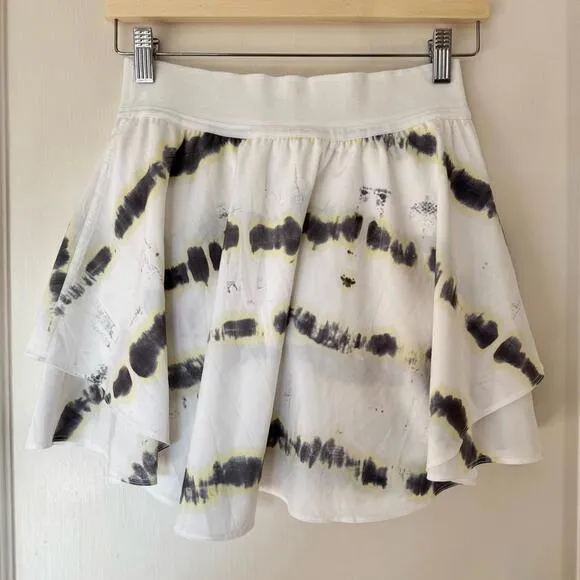Lululemon Court Rival High-Rise Skirt Transverse Yellow Multi