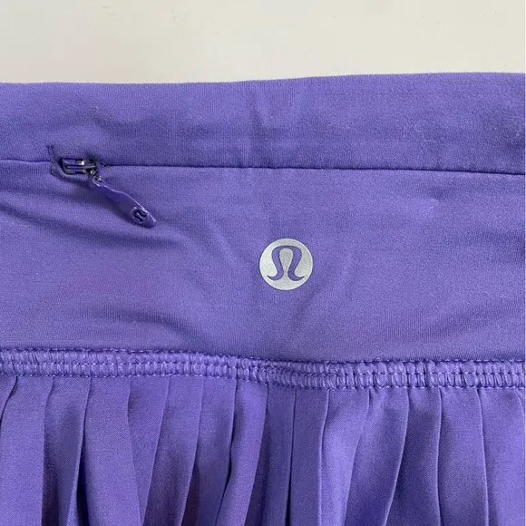 LULULEMON Pleat To Street Skirt II Tennis Pickleball in Iris Flower Size 8