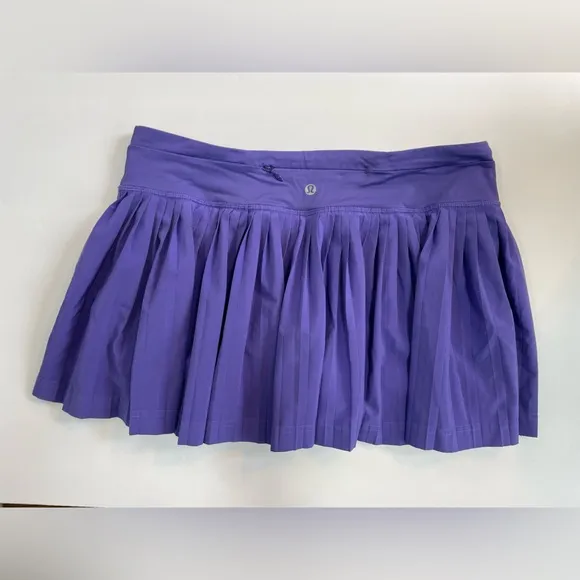 LULULEMON Pleat To Street Skirt II Tennis Pickleball in Iris Flower Size 8