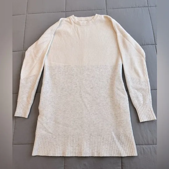 Lululemon Restful Intention Sweater in Angel Wing / Heathered Light Ivory